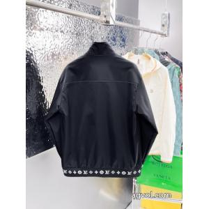 大人気商品定番の人気商品スーパー コピー ブランド 専門ジャケットLOUIS VUITTON