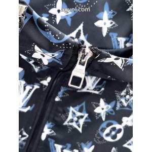 ジャケット大人の色気を印象に2026人気新色が登場ブランド コピーLOUIS VUITTON