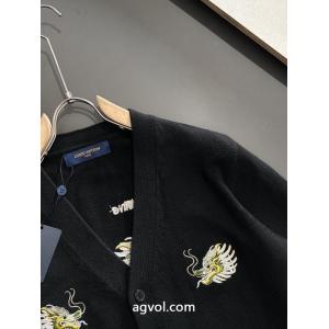 完売必至大人の余裕が漂うコートLOUIS VUITTONコピー 商品 ブランド