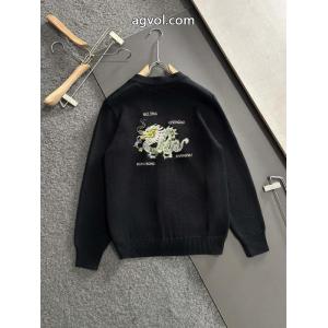 完売必至大人の余裕が漂うコートLOUIS VUITTONコピー 商品 ブランド