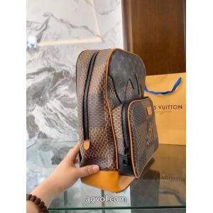 LV×NIGOオールドフラワーチェックのショルダーバッグ
