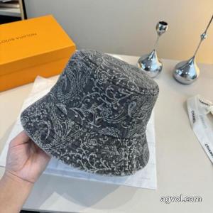 ブランド コピー早期完売定番人気のモデル漁師帽LOUIS VUITTON