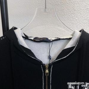 LOUIS VUITTONルイヴィトンエンボスウールニットジップコート