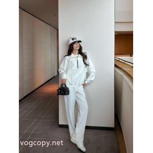 Louis Vuittonロバ家老花クローバーアルファベット立体ロゴハーフジッパーパーカーセット