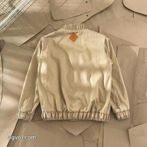 LOUIS VUITTONアートワードシャトル野球ウェアジャケット