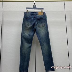 ジーンズブランド コピー 優良店豊富な色揃え 数量限定販売 時間は有限セールLOUIS VUITTON