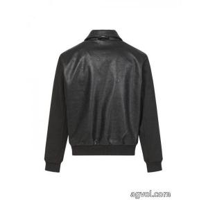 雑誌掲載 大人気新作登場 魅力的な今年らしいジャケットLOUIS VUITTONスーパー コピー ブランド 通販