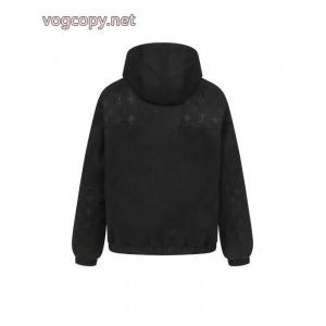 ブランド スーパー コピーダウンジャケット限定セール250%新品 圧倒的な存在感 超軽量LOUIS VUITTON