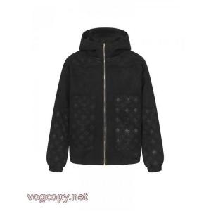 ブランド スーパー コピーダウンジャケット限定セール250%新品 圧倒的な存在感 超軽量LOUIS VUITTON