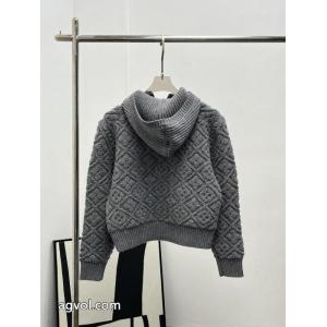 雑誌掲載アイテム お洒落自在 絶対欲しい手に入るLOUIS VUITTONブランド コピー 品コート