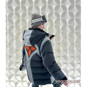 ブランド 偽物 激安 通販完売前に ストリートファッション 魅力的なLOUIS VUITTONダウンジャケット