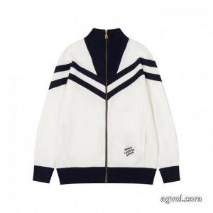 スーパー コピー  2026年秋冬流行ファッション 超人気新品 2026秋冬の流行りの新品ルイ ヴィトンコート