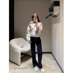 ダウンジャケット良好品 国内発機能的 2026年流行ブランド コピー 専門店LOUIS VUITTON