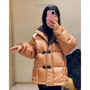 人気沸騰なアイテム 高級感のあるデザイン ギフトラッピングOKブランド スーパー コピー 優良店ダウンジャケットLOUIS VUITTON