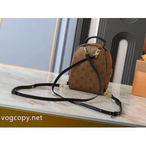 レディースバッグブランド フェイク新色入荷 無機質さが魅力 格上げ！LOUIS VUITTON