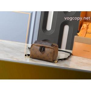 レディースバッグブランド フェイク新色入荷 無機質さが魅力 格上げ！LOUIS VUITTON
