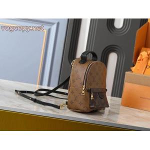 レディースバッグブランド フェイク新色入荷 無機質さが魅力 格上げ！LOUIS VUITTON