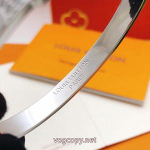 LOUIS VUITTONブレスレットお出掛けに便利 セール早いもの勝ち 知的な雰囲気冬着物ブランド 品 スーパー コピー