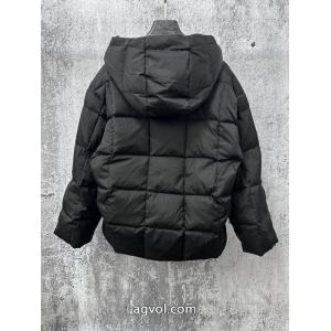 新作超高人気 オンライン限定商品 絶大な人気を誇るスーパー コピー ブランド 専門店ダウンジャケットLOUIS VUITTON
