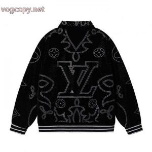 カジュアルに使える 大人の雰囲気たっぷり 存在感大偽物 通販ジャケットLOUIS VUITTON