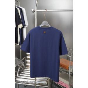 大胆なスリット上品 評価の高い 雑誌掲載アイテム LOUIS VUITTON半袖Tシャツスーパー コピー メンズ