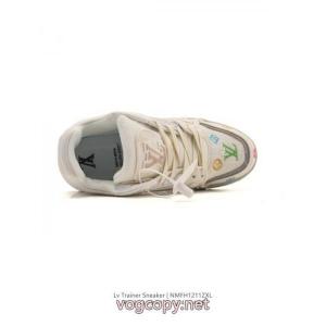 ブランド フェイク特別感満載のデザイン 注目美品 希少お得！スニーカーLOUIS VUITTON