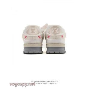ブランド フェイク特別感満載のデザイン 注目美品 希少お得！スニーカーLOUIS VUITTON