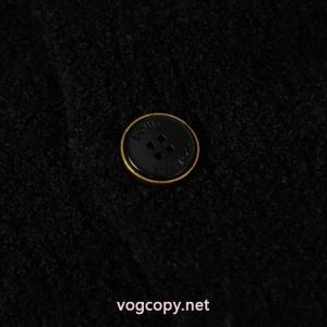 LOUIS VUITTONブランド 偽物ブームは再熱中 超激得品質保証 今年の秋冬は最安値ニットコート