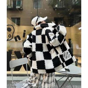 激安 通販 ブランドLOUIS VUITTONコート品良く 超人気 最前線に注目