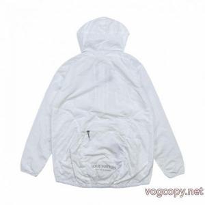 LOUIS VUITTONコピー ブランド 優良コート大人気限定 お買い得品  日本未入荷