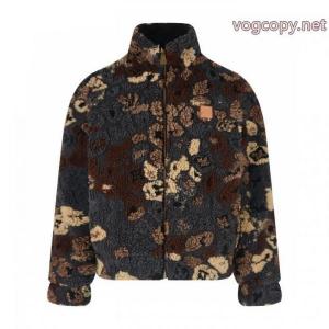 定番人気モデル 圧倒的な高級感 年末で限定アイテムコートスーパー コピー 販売LOUIS VUITTON