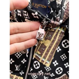 LOUIS VUITTONブランド コピー s 級高級感のある 完売間近超人気 新色登場ダウンジャケット