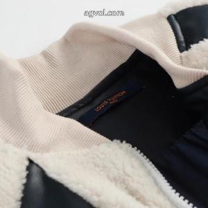 LOUIS VUITTONコピー 商品 ブランド超必須アイテム この秋冬最強のアイテム 残りサイズわずかコート..