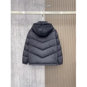 LOUIS VUITTONダウンジャケットブランド コピー 通販プレミアム品質 人気 ランキング 高級感漂う