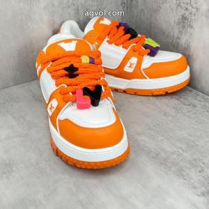 LOUIS VUITTONコピー 商品 販売スニーカーお買い得品  普段使いに最適の大人スタイル おしゃれな人気..