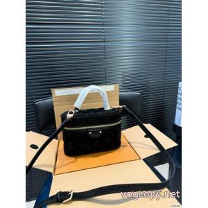 偽 ブランド サイト今年新作登場 最低価格保証 大切な日にレディースバッグLOUIS VUITTON