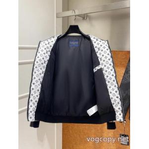 大人気個性がある雰囲気 人気モデル 合わせると明るい印象LOUIS VUITTON 2026ブランドコピーダウンジャケット