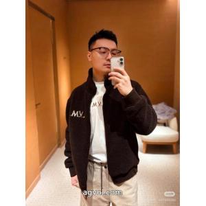 コートLOUIS VUITTONロゴが素敵 デザイン性の高い 品質保証豊富なコピー 商品 販売
