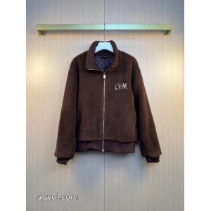 コートLOUIS VUITTONロゴが素敵 デザイン性の高い 品質保証豊富なコピー 商品 販売
