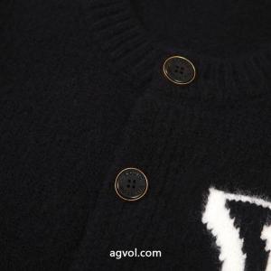 ブランド スーパー コピー 通販存在感拔群 透け感良さ 大人気商品再入荷!LOUIS VUITTONコート
