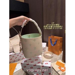 コピー ブランド 通販 安心    バッグトレンドを追求した新作 26流行り 自分らしいスタイリングルイ ヴィトン..