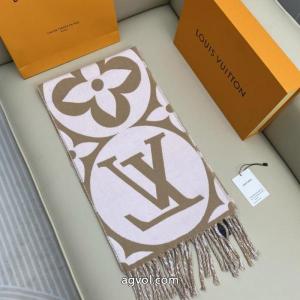 LOUIS VUITTONスーパー コピー 安心今季大人気のデザイン 人気定番 数量限定特価マフラー..