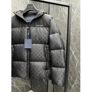 ブランド 品 コピー    ダウンジャケットLOUIS VUITTON【人気ブログ掲載】   顧客優待セール 良好品.