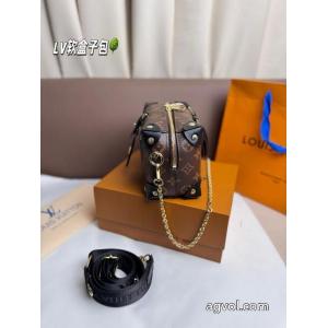偽 ブランド 購入バッグセレブ多数愛用 現地でついに発売 新品限定セールLOUIS VUITTON