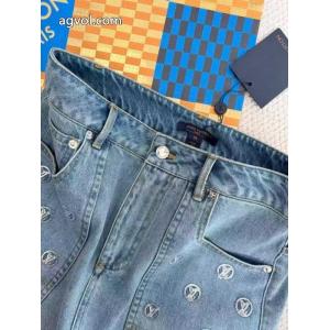 雑誌掲載アイテム  好印象な上品スタイル 最新作期間限定セールスーパー コピー 品    スラックスLOUIS VUITTON..