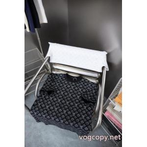 Tシャツ定価より50％OFF 高級感 超安値 雑誌掲載LOUIS VUITTONブランド コピー ショップ
