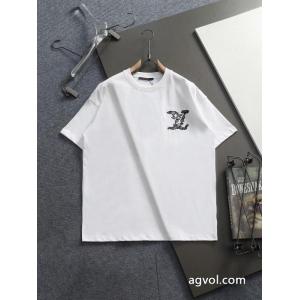 超大特価 2026年の秋冬に着たい 高級感の漂う逸品LOUIS VUITTONTシャツコピー ブランド