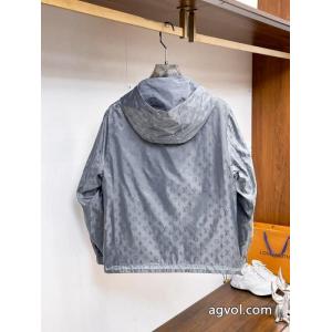 コートLOUIS VUITTONコピー 通販今流行 海外よりお届け　限定品 お得SALE..