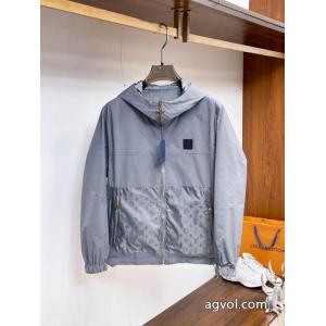 コートLOUIS VUITTONコピー 通販今流行 海外よりお届け　限定品 お得SALE..