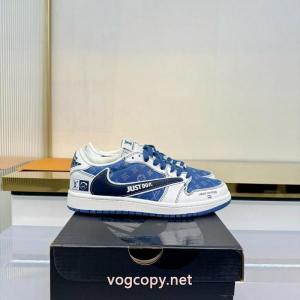ブランド コピー 優良店LOUIS VUITTON    スニーカー人気ブランド秋冬の新作が続々登場 個性派 2026年人気商品..